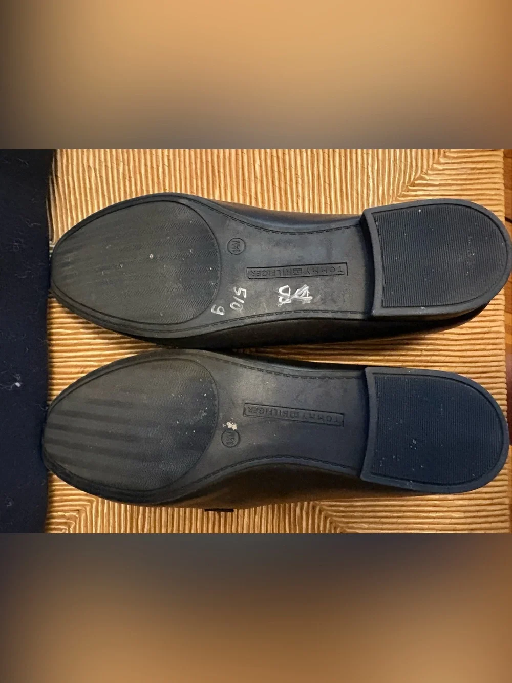 Tommy Hilfiger Black Leather Hardware Essential Loafer Slip On Shoes Flats9 1/2M